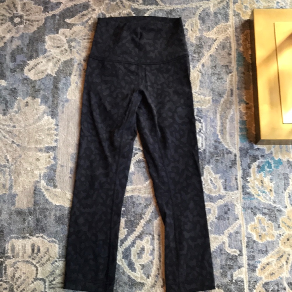 Lululemon Printed Cropped leggings